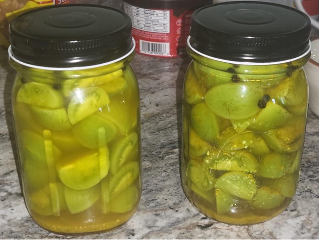 green-tomato-pickle